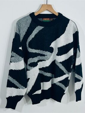 Oakton Limited Vintage Pullover Black Gray White Abstract Sweater Streetwear L